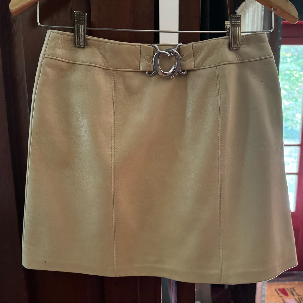 Michael Hoban leather mini skirt (size small)